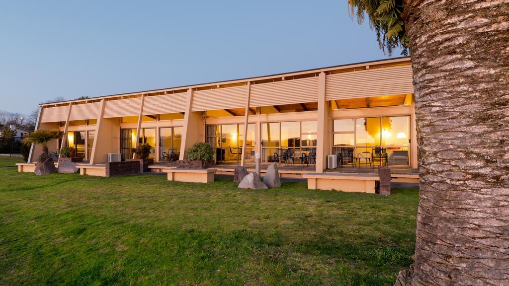Oasis Beach Motel Lac Lac Taupo Extérieur photo